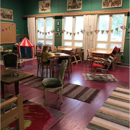 B&B In An Old School Building *